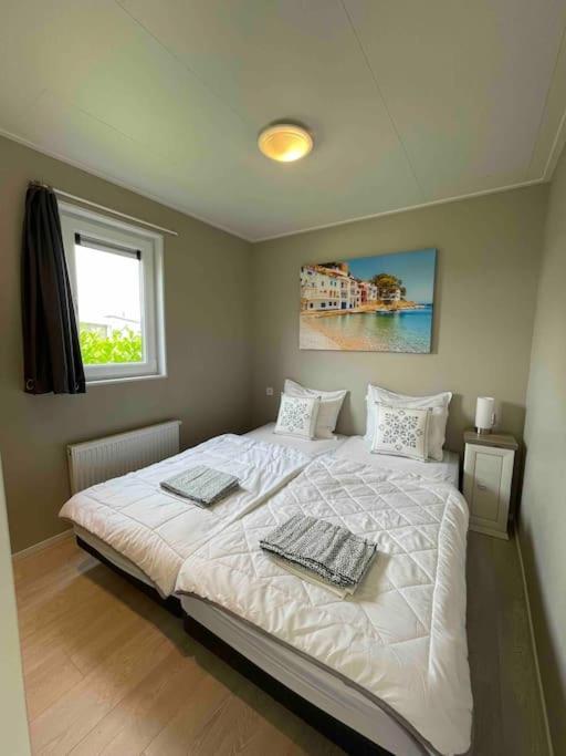 Luxus Cube In Lathum, Naehe Arnheim Appartement Buitenkant foto